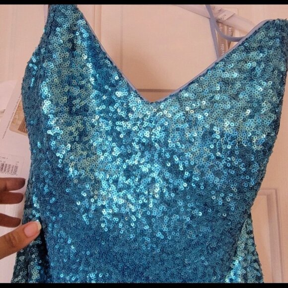Stunning sequin dress - Picture 3 of 8